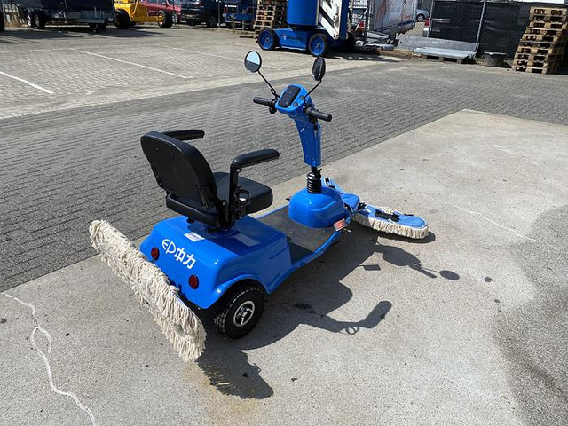 Road sweeper EP ZL-C5, Dweilmachine / veegmachine: picture 6