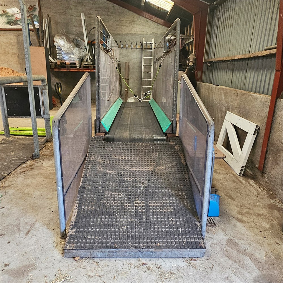 ABC 2000 T4 - Livestock equipment: picture 2 ABC 2000 T4 - Livestock equipment: picture 2