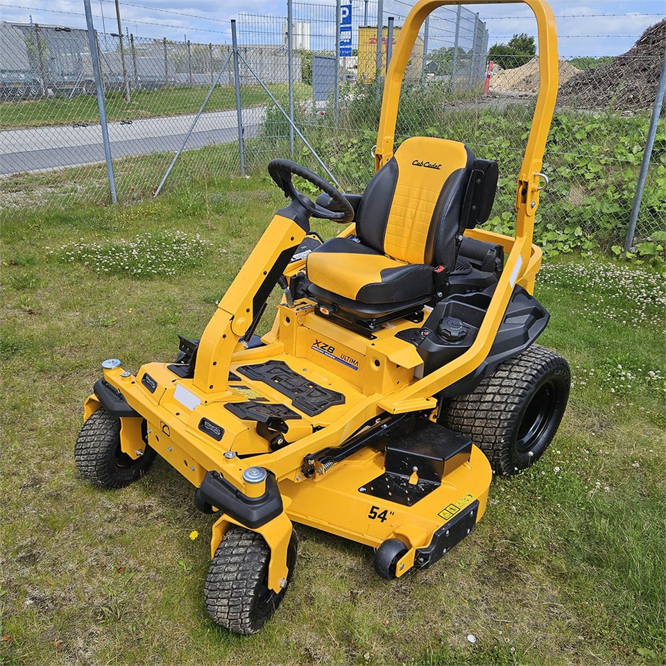 ABC Cub Cadet XZ8 Zero Turn - Garden mower: picture 2 ABC Cub Cadet XZ8 Zero Turn - Garden mower: picture 2