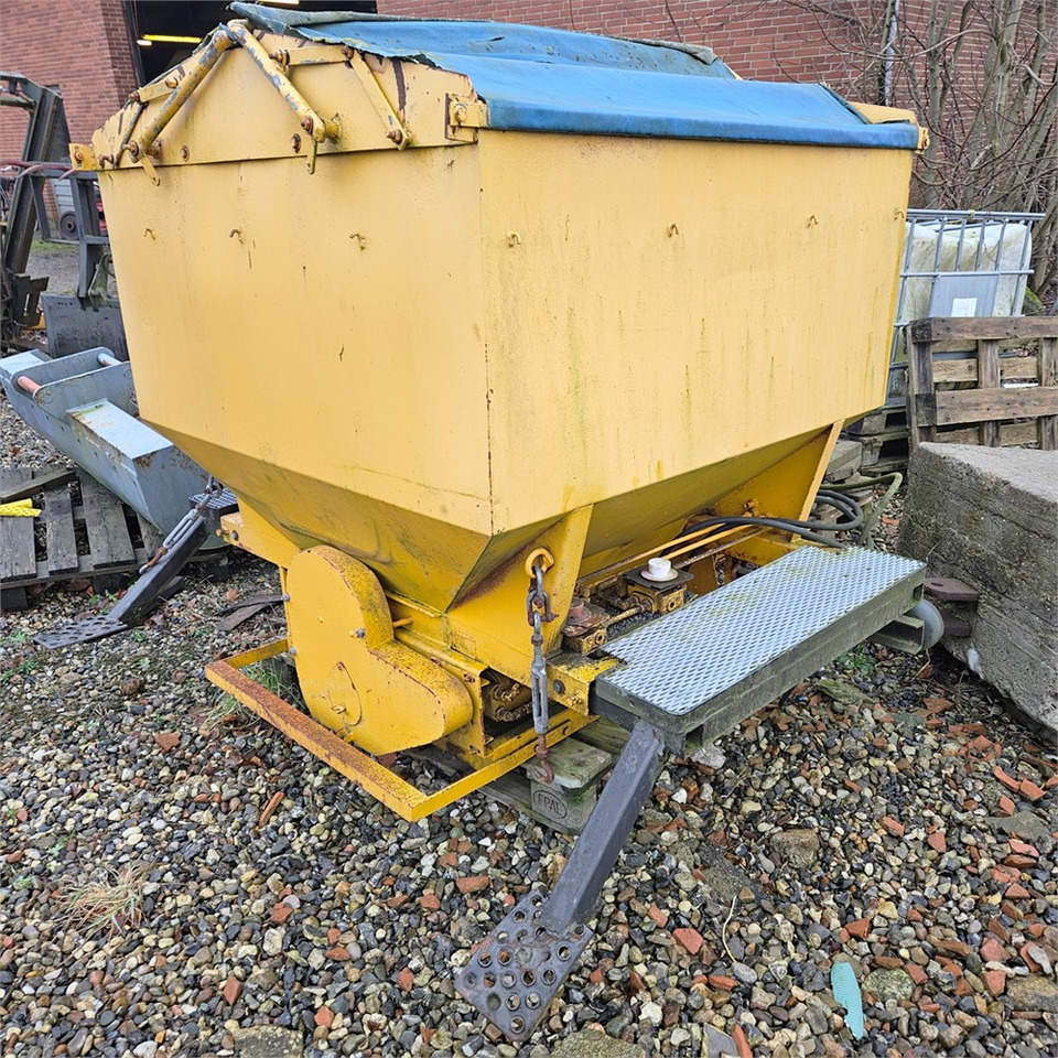 ABC Saltspreder - Sand/ Salt spreader: picture 1 ABC Saltspreder - Sand/ Salt spreader: picture 1