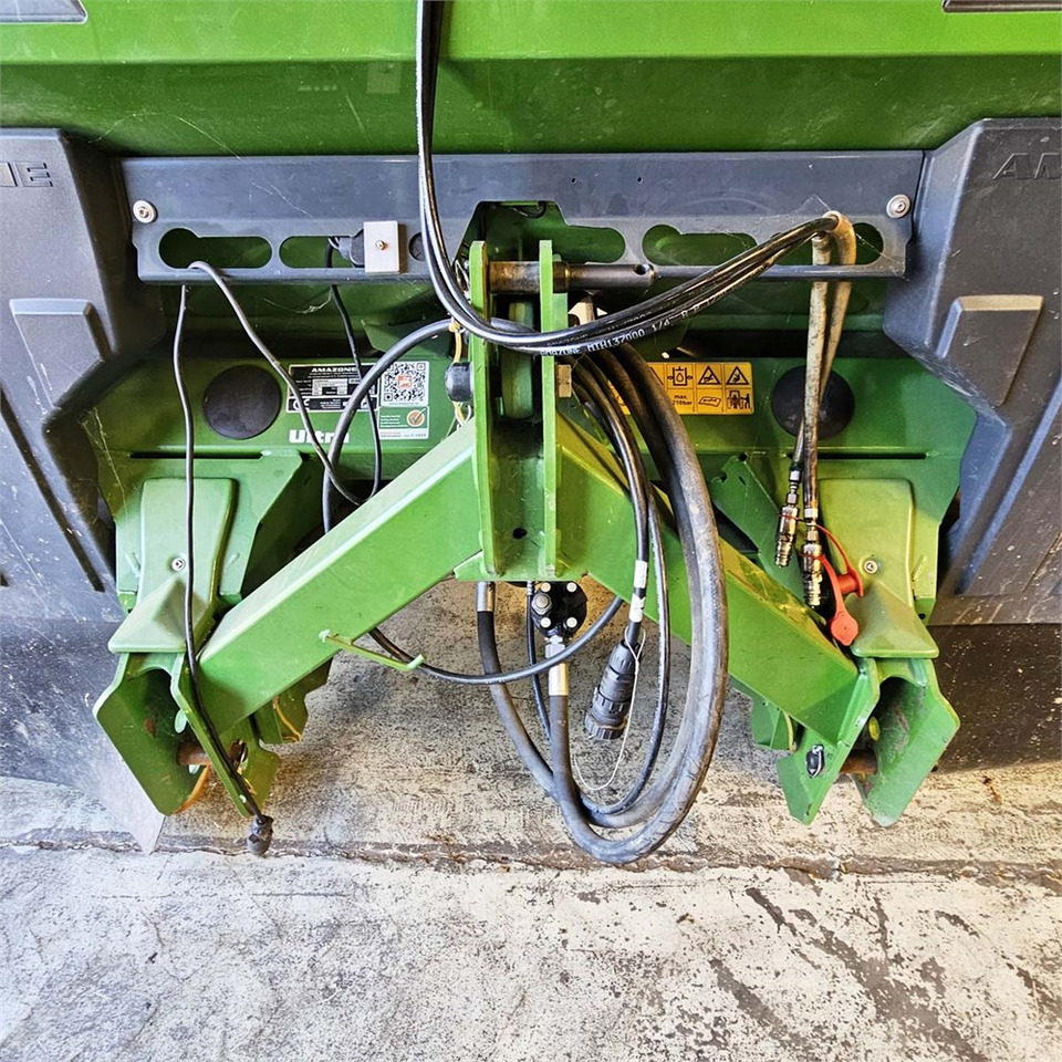 Fertilizing equipment Amazone ZA-TS 4200: picture 6