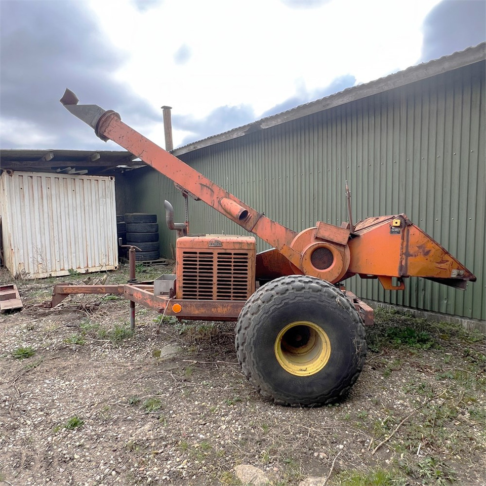 Asplundh Whisper Chipper - Wood chipper: picture 2 Asplundh Whisper Chipper - Wood chipper: picture 2