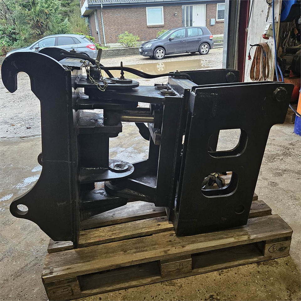 Komatsu 712-714-716-718 serien - Attachment for Telescopic handler: picture 4 Komatsu 712-714-716-718 serien - Attachment for Telescopic handler: picture 4