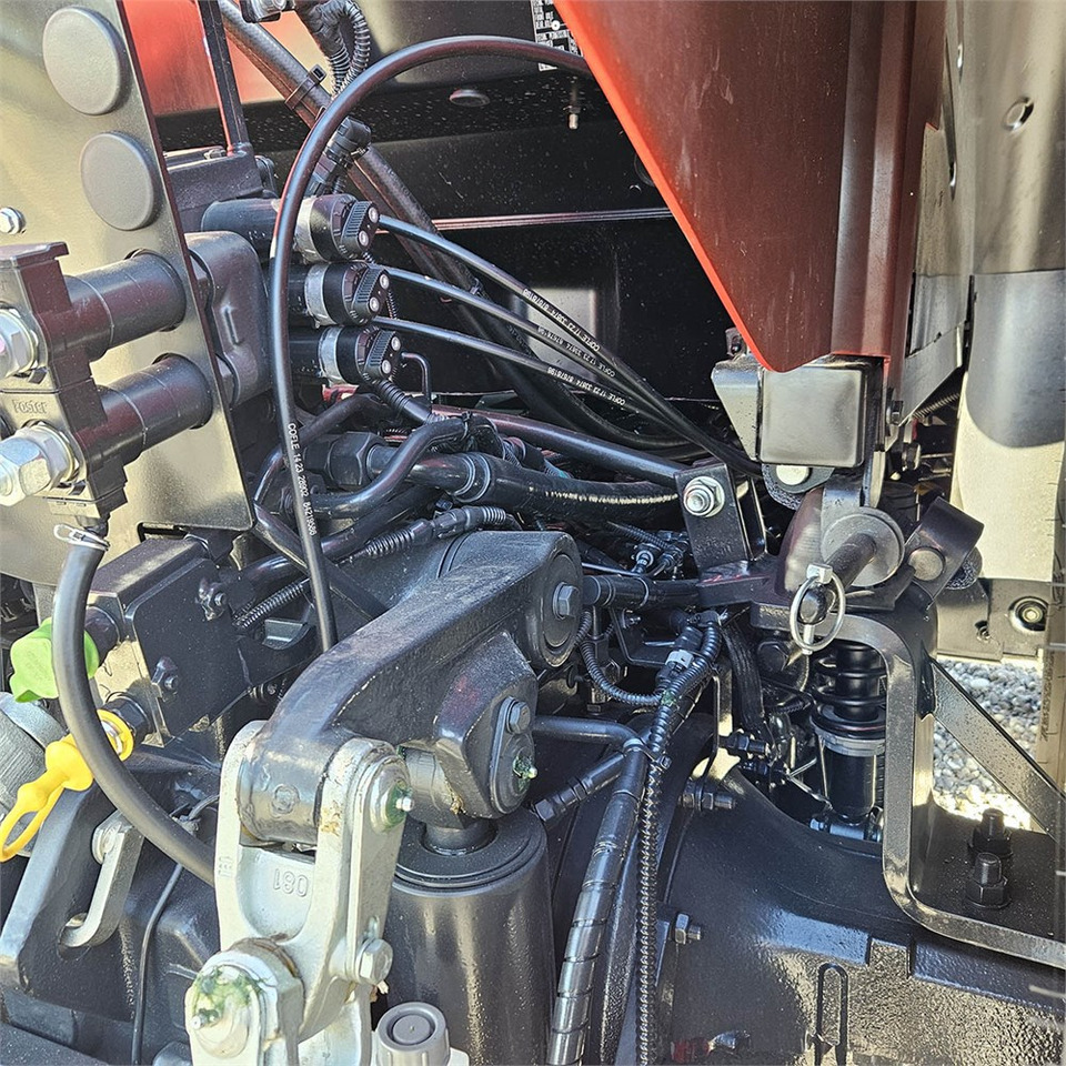 Farm tractor CASE IH Puma 140: picture 34