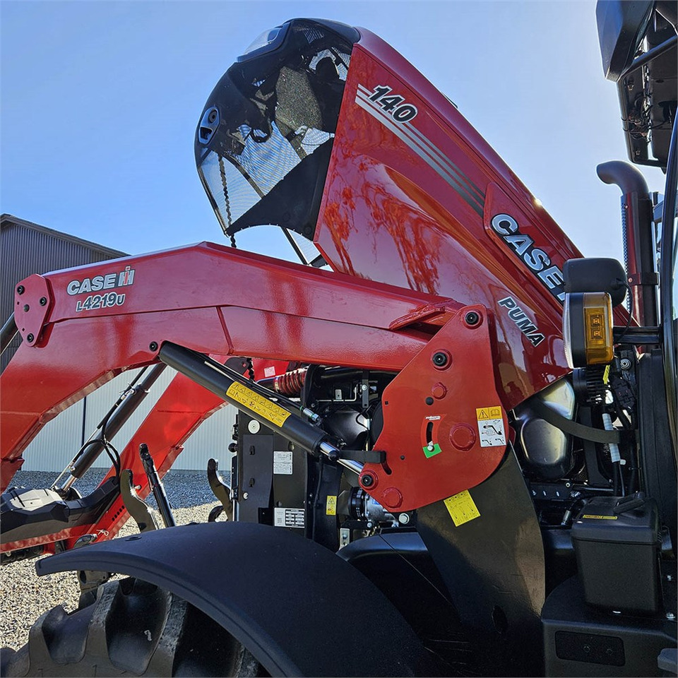 Farm tractor CASE IH Puma 140: picture 40