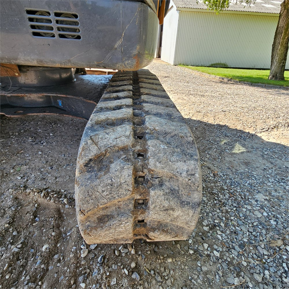 Mini excavator Case CX75C SR: picture 42