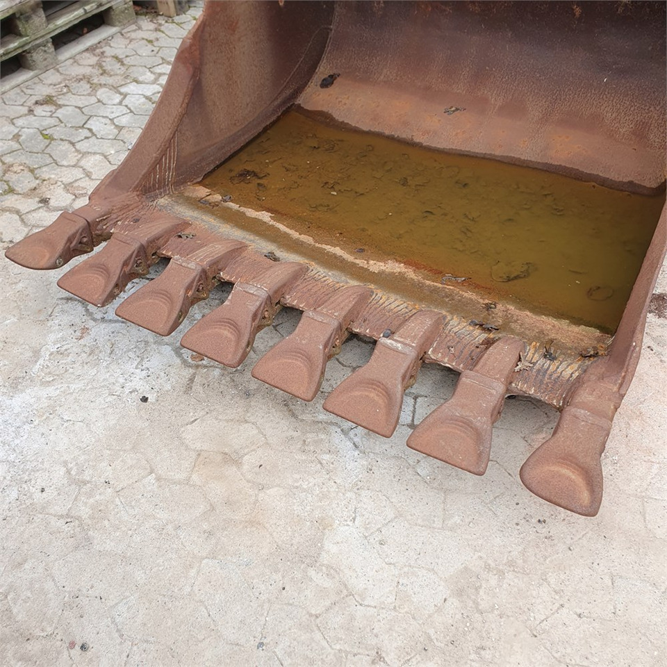 Caterpillar 160 cm / 1,8m3 - Excavator bucket for Construction machinery: picture 2 Caterpillar 160 cm / 1,8m3 - Excavator bucket for Construction machinery: picture 2