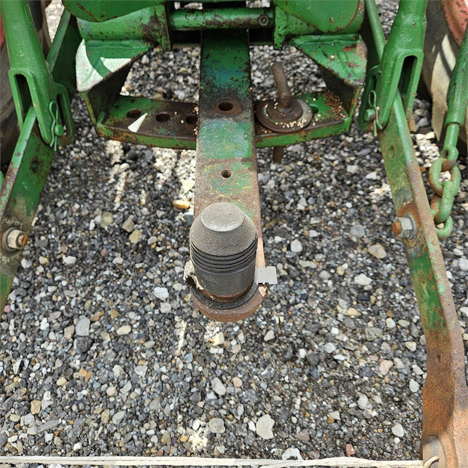 Farm tractor Deutz D4005: picture 23