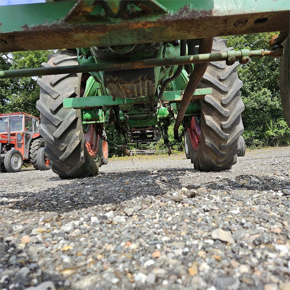 Farm tractor Deutz D4005: picture 35