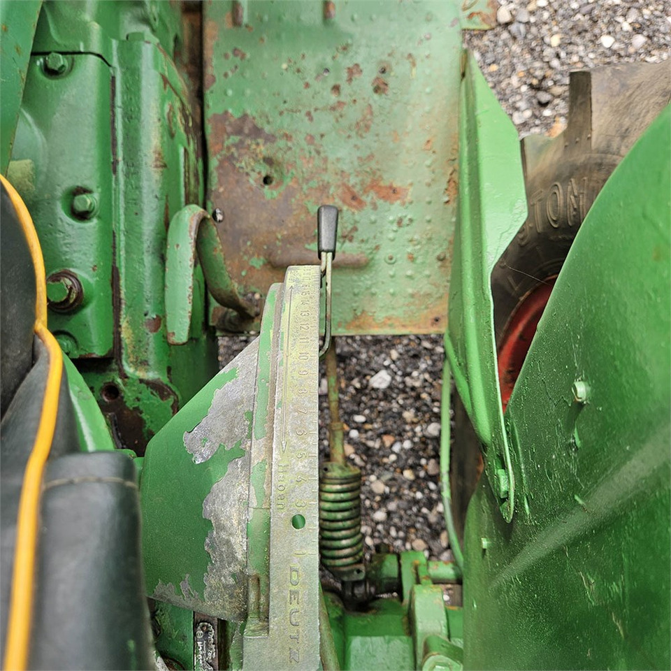 Farm tractor Deutz D4005: picture 21
