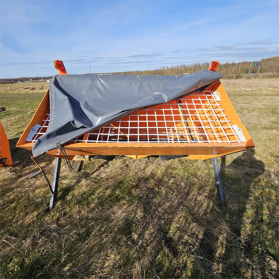 Epoke SNOWLINE TSL 16 - Sand/ Salt spreader: picture 3 Epoke SNOWLINE TSL 16 - Sand/ Salt spreader: picture 3