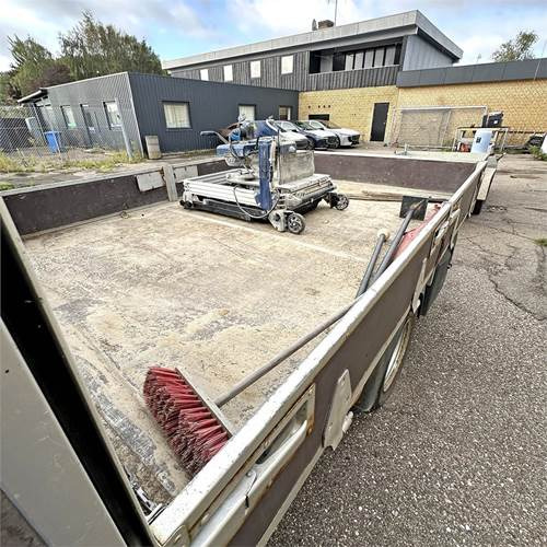 Dropside/ Flatbed truck Ford Transit 2.2 TDCi (155HK) Chassis RWD Man: picture 26