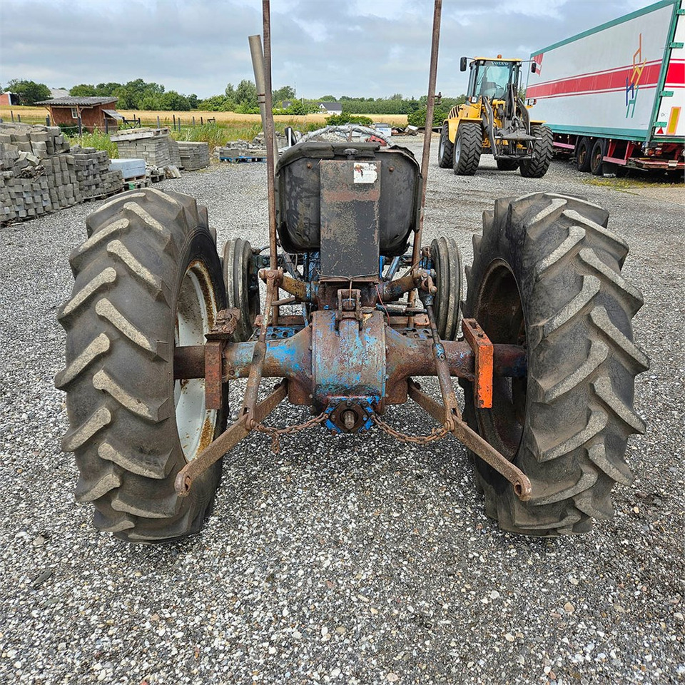 Fordson Dexta - Farm tractor: picture 5 Fordson Dexta - Farm tractor: picture 5