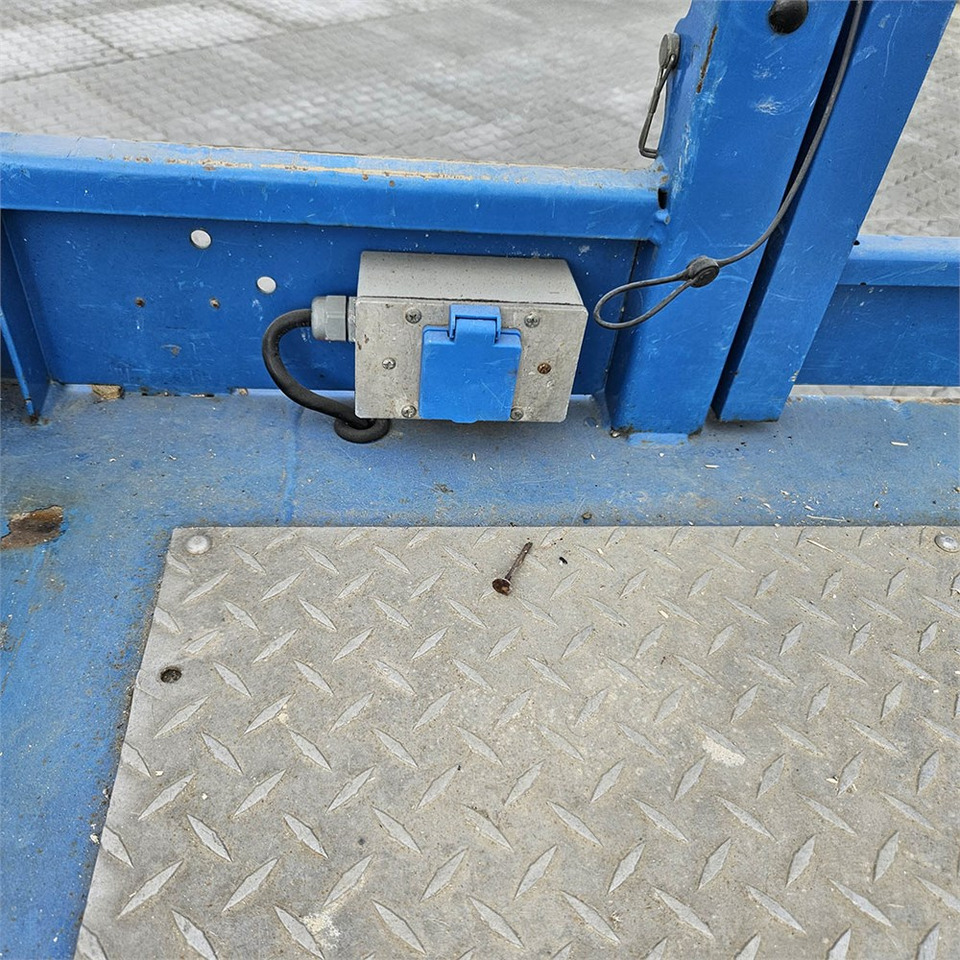 Scissor lift Genie GS-4069 BE: picture 13