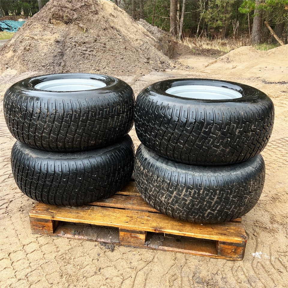Giant Fælge og dæk / Rims and tirres - Wheel and tire package for Construction machinery: picture 2 Giant Fælge og dæk / Rims and tirres - Wheel and tire package for Construction machinery: picture 2