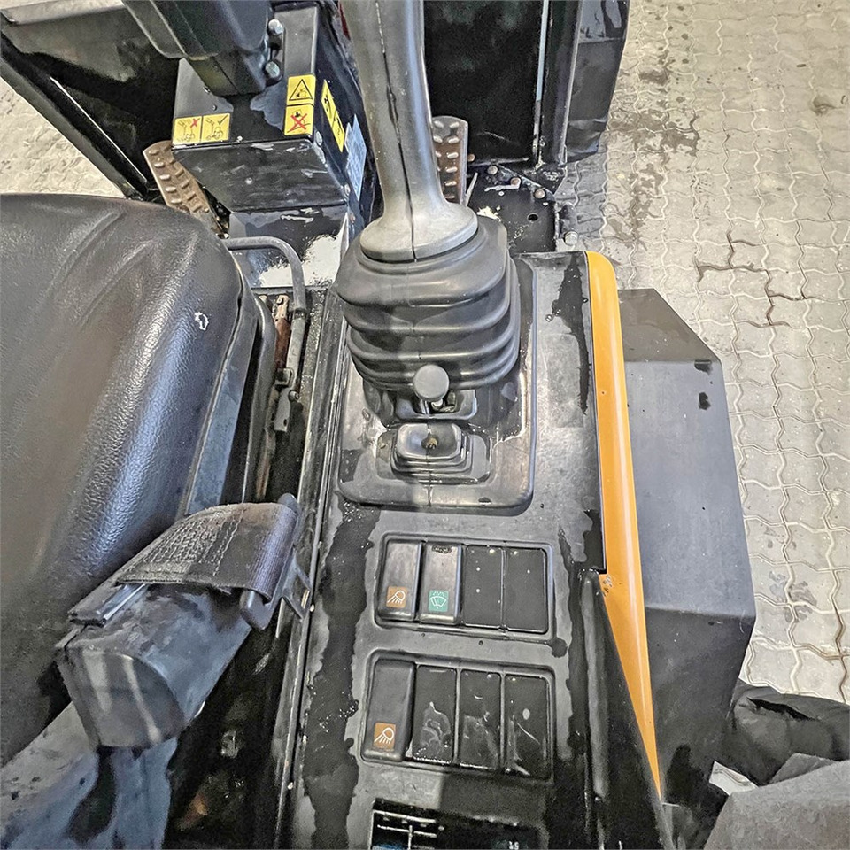 Wheel loader Giant V452T X-Tra HD: picture 19