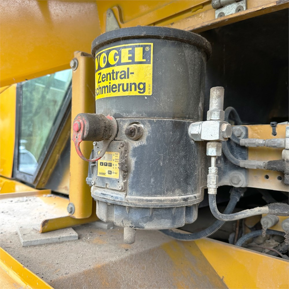 Articulated dumper Hydrema 922 C: picture 32