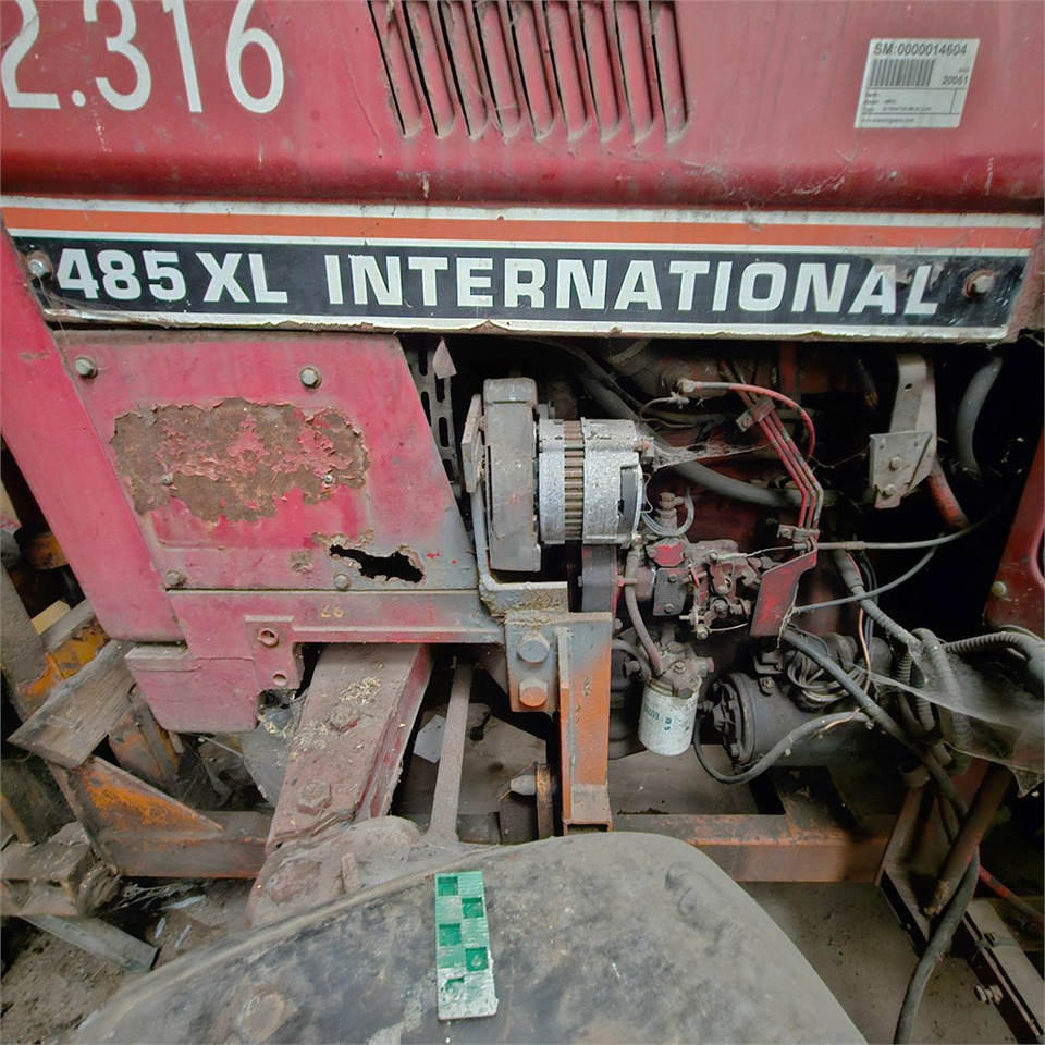 Farm tractor IH 485 XL: picture 26