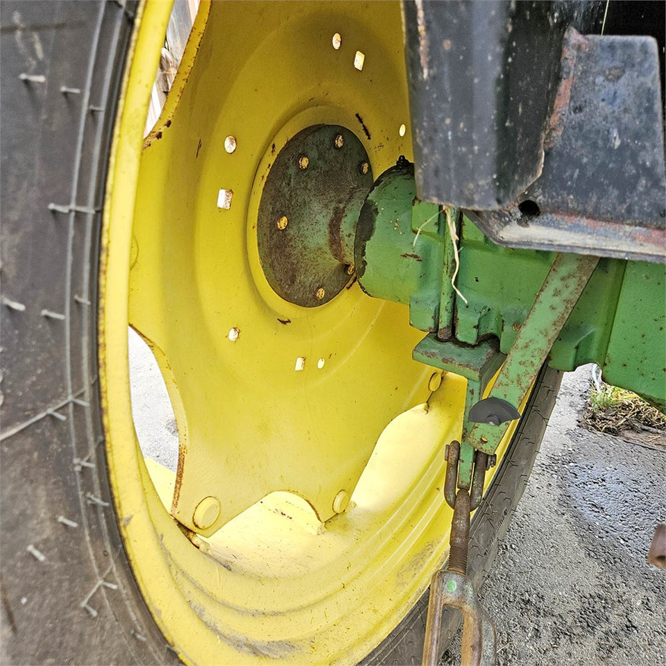 John Deere 2850 MFWD leasing John Deere 2850 MFWD: picture 44