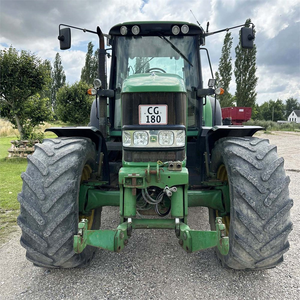 John Deere 7530 - Farm tractor: picture 4 John Deere 7530 - Farm tractor: picture 4