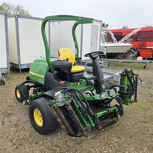 John Deere 7700 Precisioncut - Garden mower: picture 1 John Deere 7700 Precisioncut - Garden mower: picture 1