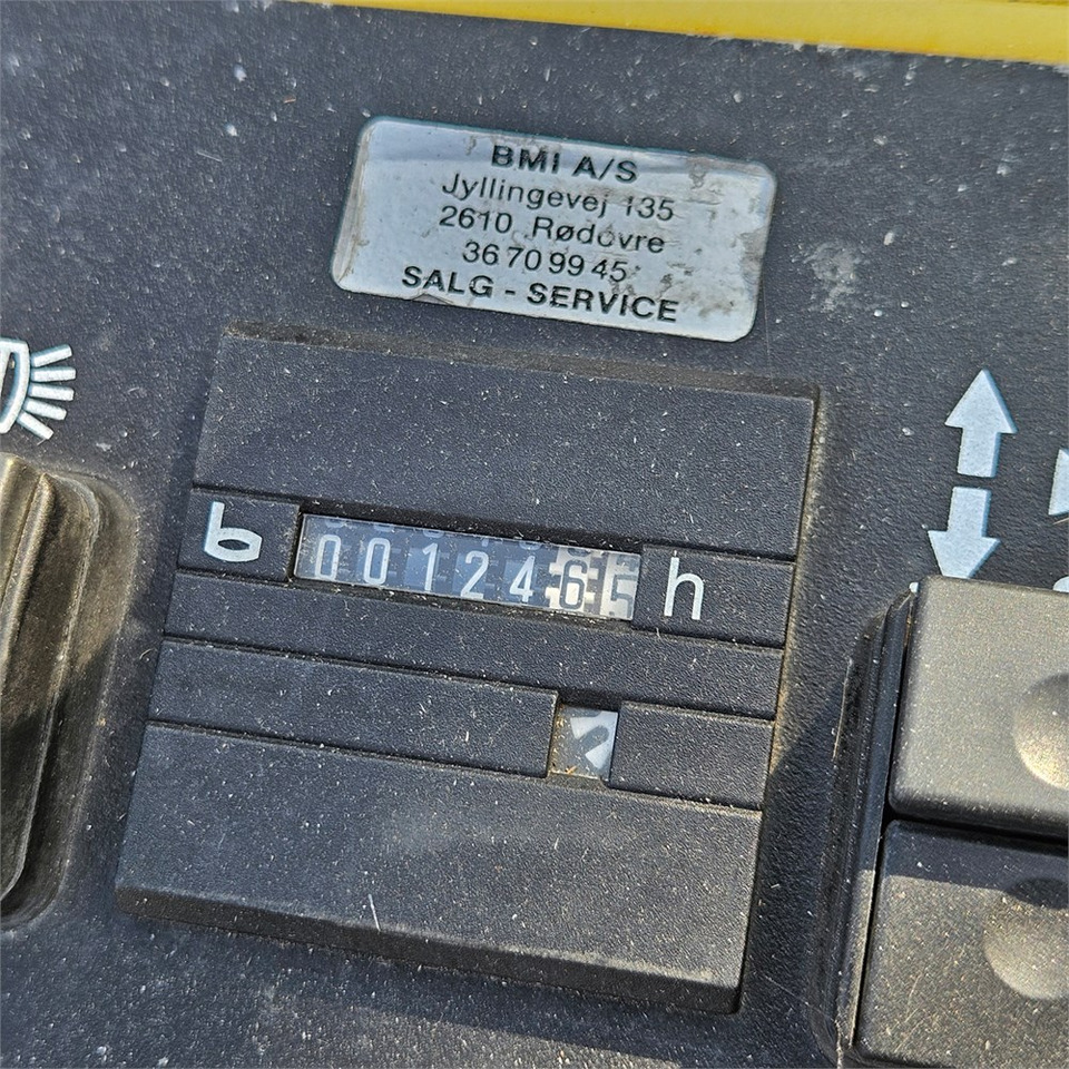 Industrial sweeper Kärcher KMR 1250 B: picture 12