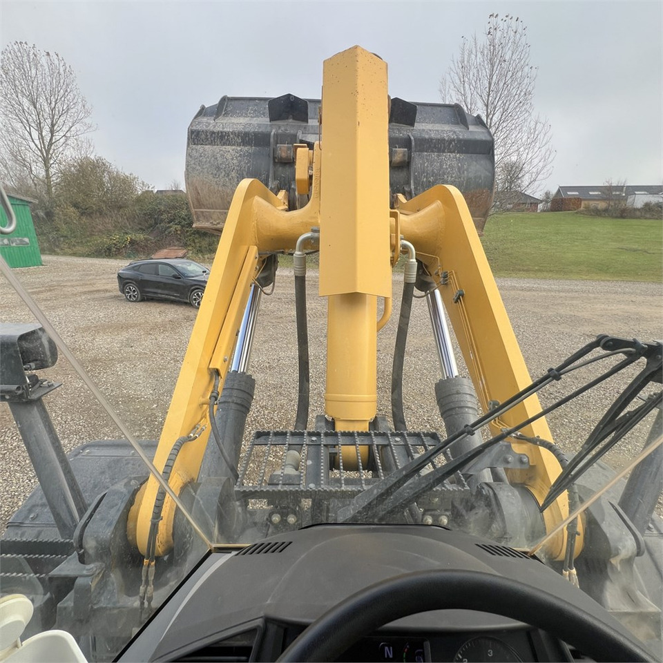 Komatsu WA480-8 leasing Komatsu WA480-8: picture 31 Komatsu WA480-8 leasing Komatsu WA480-8: picture 31