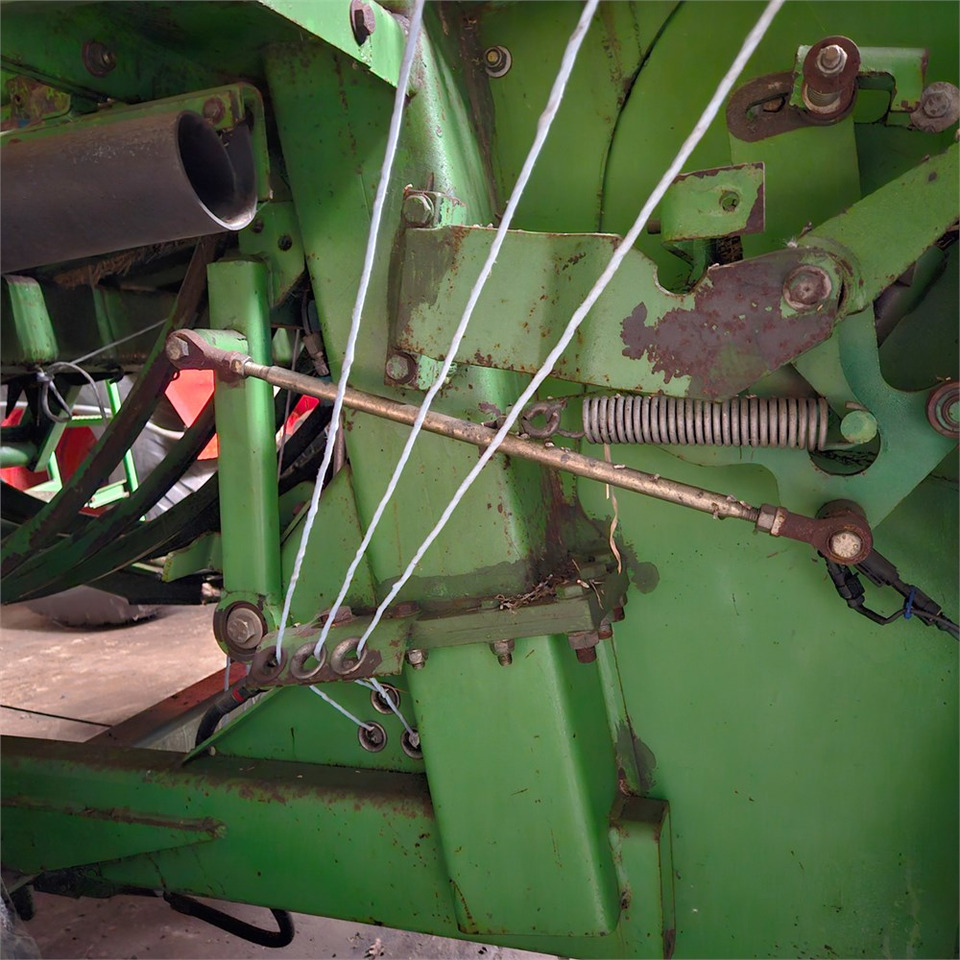 Hay and forage equipment Krone Big Pack 12130: picture 37