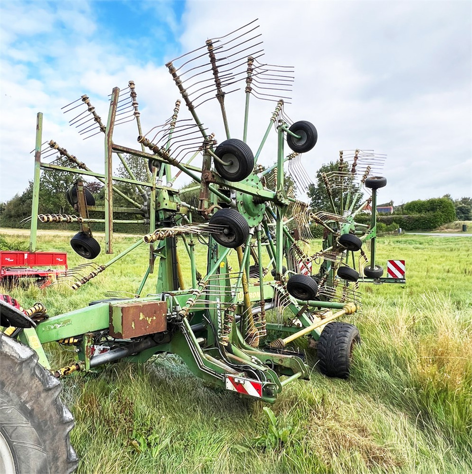 Krone Swadro 1400 - Hay and forage equipment: picture 5 Krone Swadro 1400 - Hay and forage equipment: picture 5