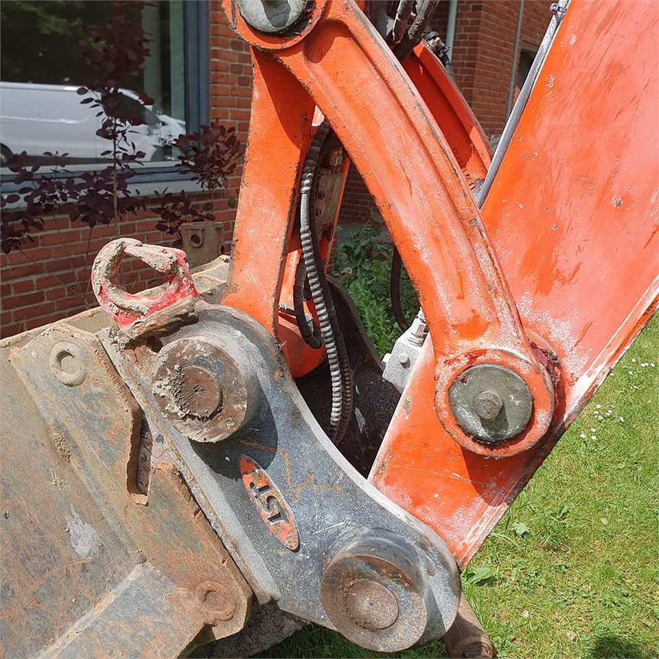 Mini excavator Kubota Kubota KX080-4: picture 10