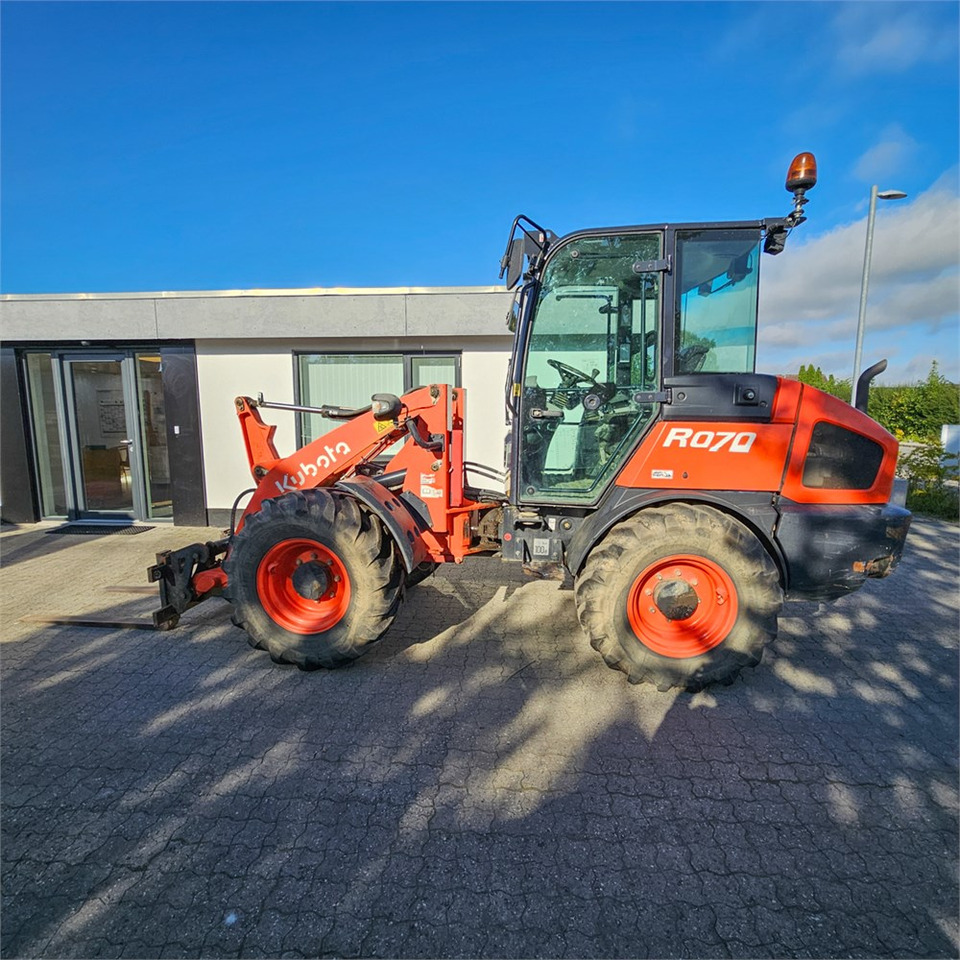 Kubota R070 - Wheel loader: picture 2 Kubota R070 - Wheel loader: picture 2