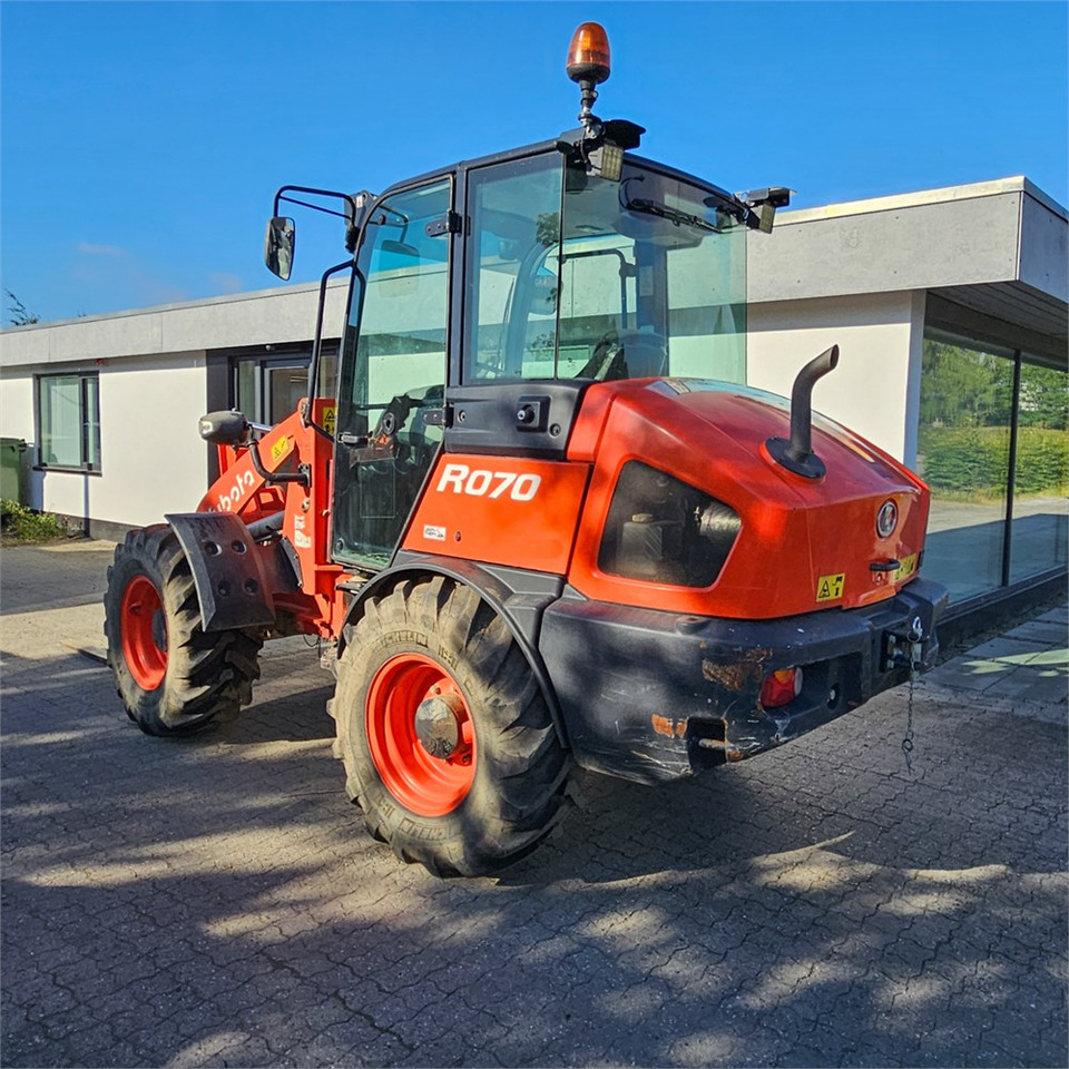 Kubota R070 - Wheel loader: picture 3 Kubota R070 - Wheel loader: picture 3