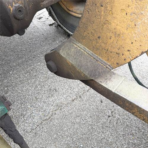 Wheel loader Liebherr L541: picture 25