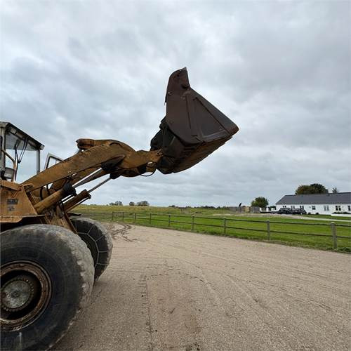 Wheel loader Liebherr L541: picture 12