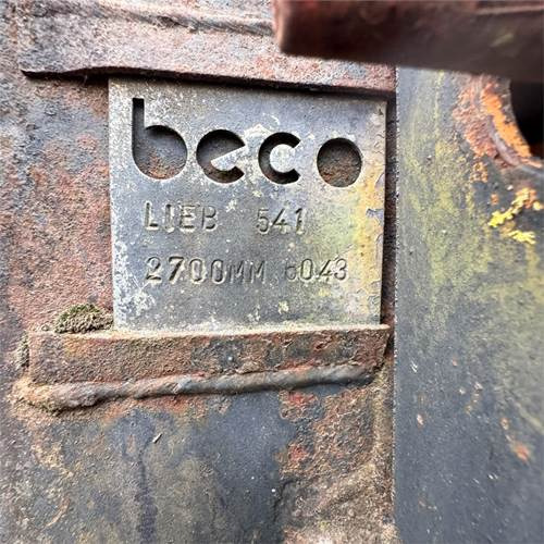 Wheel loader Liebherr L541: picture 40