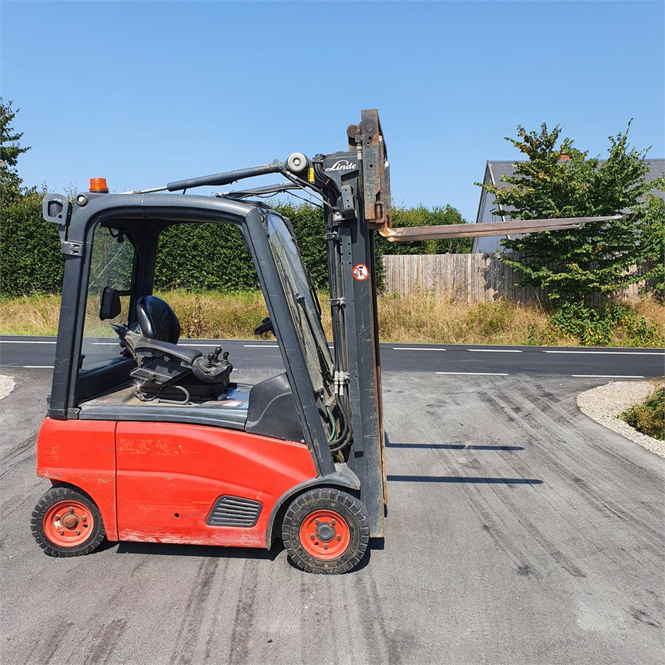 Linde H16 P-01 - Forklift: picture 4 Linde H16 P-01 - Forklift: picture 4