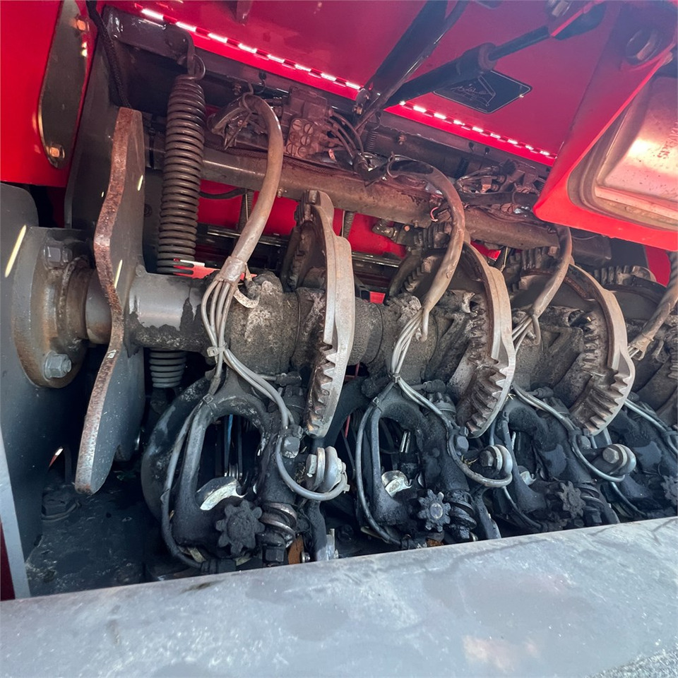 Hay and forage equipment Massey Ferguson 2150: picture 49