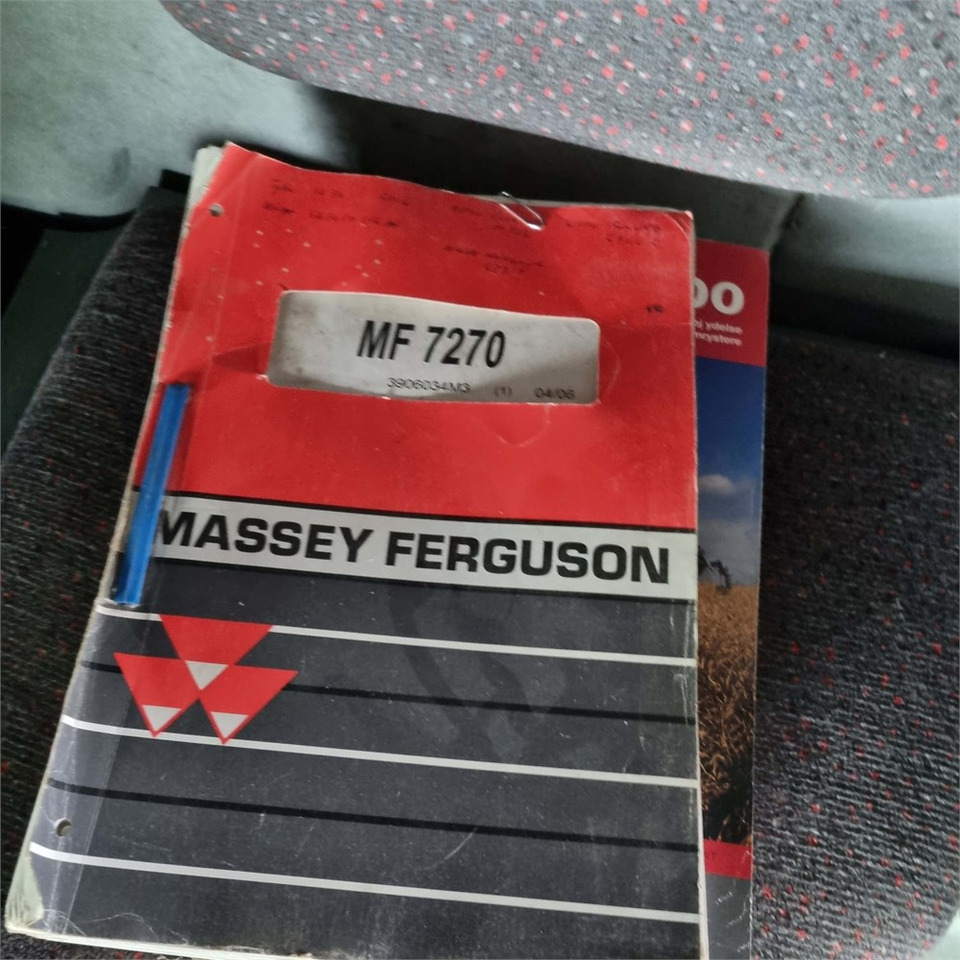 Harvester Massey Ferguson 7270 BETA: picture 12