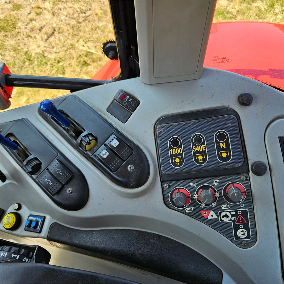 Farm tractor Massey Ferguson MF 8470 Dyna VT: picture 14