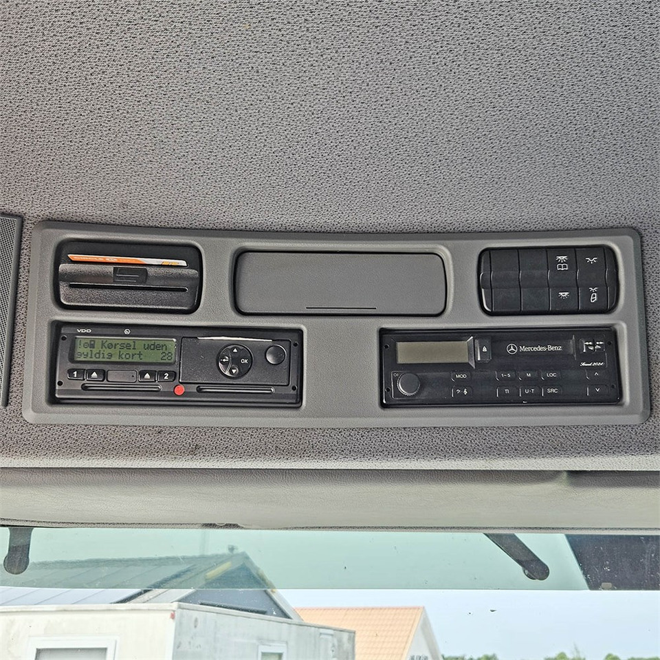 Box truck Mercedes Actros 2541: picture 32
