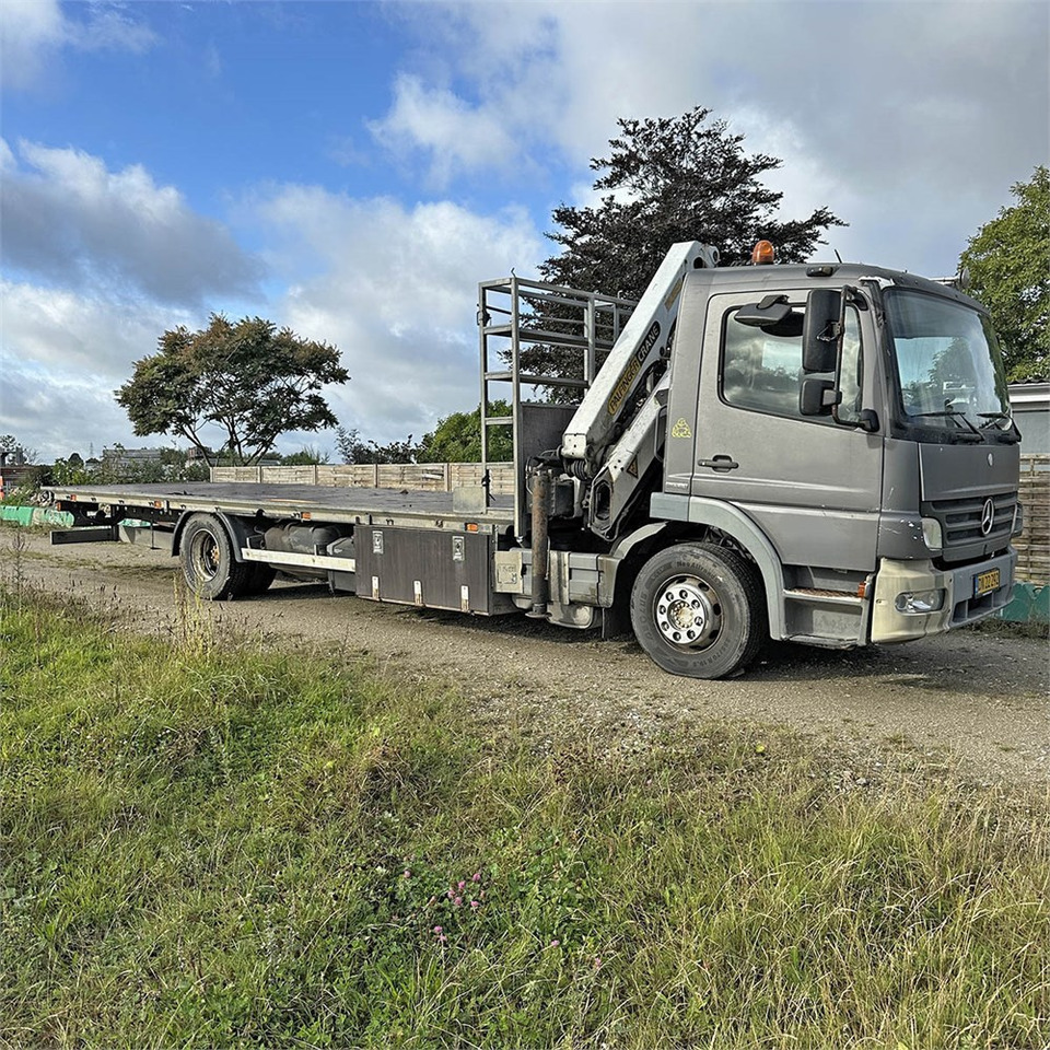 Mercedes Atego 1524 LL - Dropside/ Flatbed truck, Crane truck: picture 1 Mercedes Atego 1524 LL - Dropside/ Flatbed truck, Crane truck: picture 1