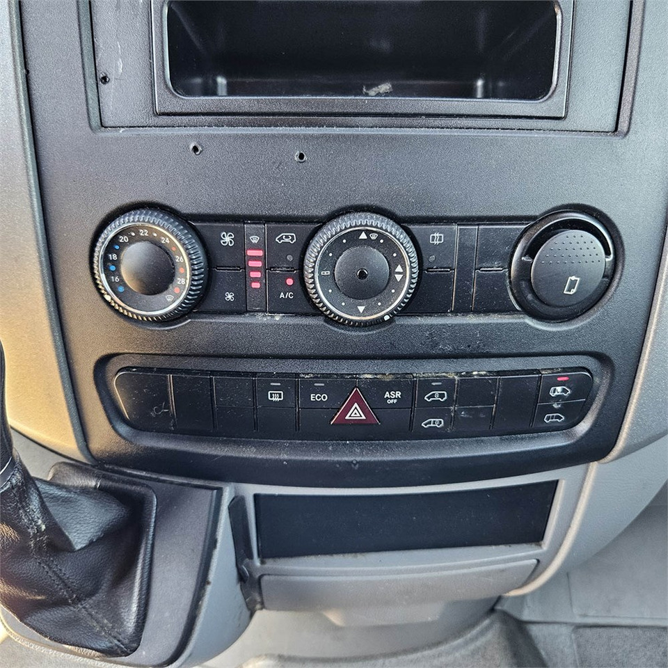 Passenger van Mercedes Sprinter 316 CDI: picture 21