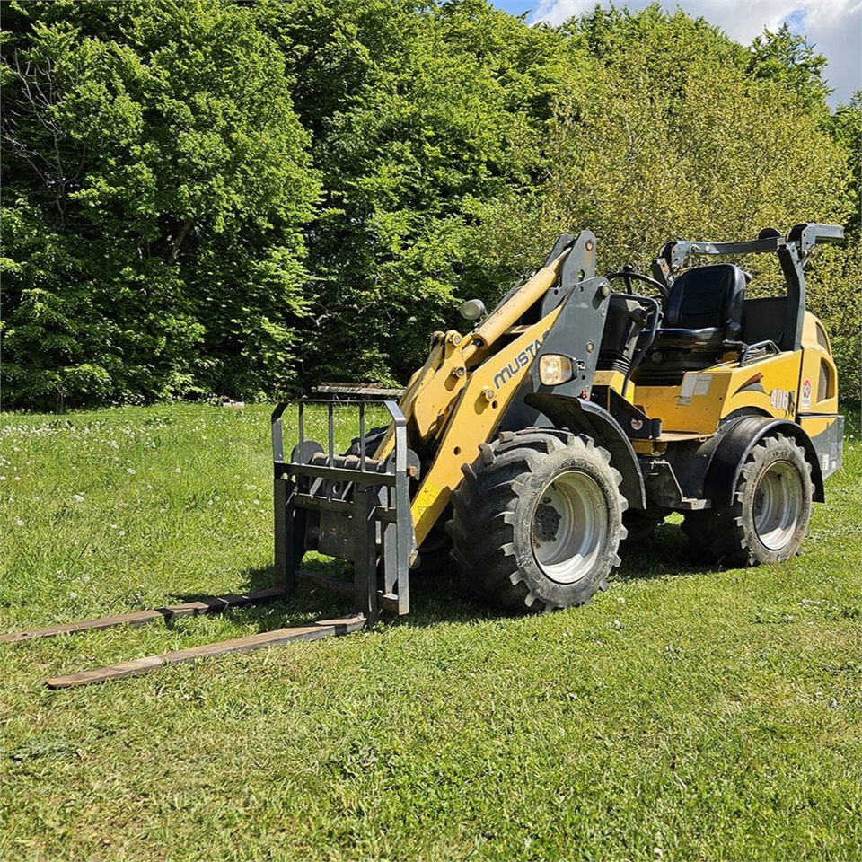 Mustang AL406 - Skid steer loader: picture 1 Mustang AL406 - Skid steer loader: picture 1