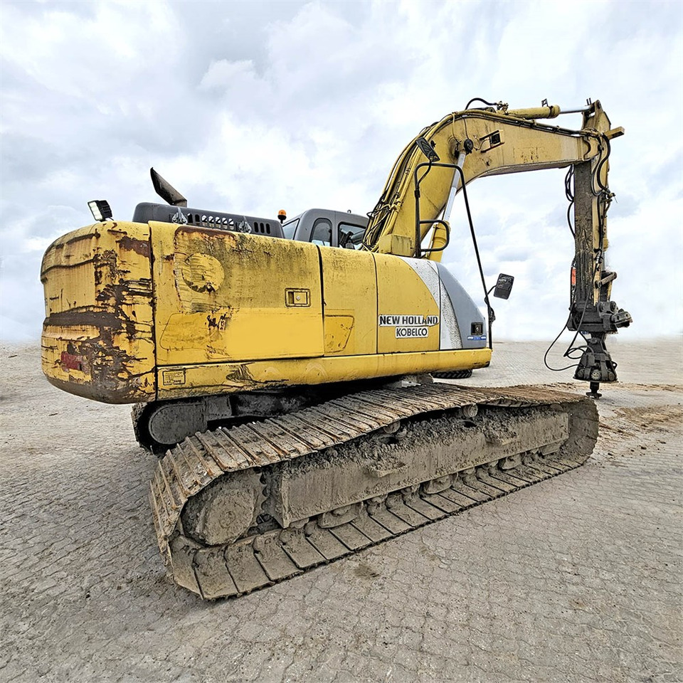 New Holland E265 - Crawler excavator: picture 3 New Holland E265 - Crawler excavator: picture 3