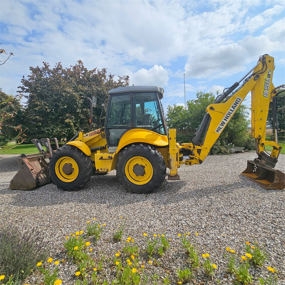 New Holland LB115 B-4PS - Backhoe loader: picture 5 New Holland LB115 B-4PS - Backhoe loader: picture 5