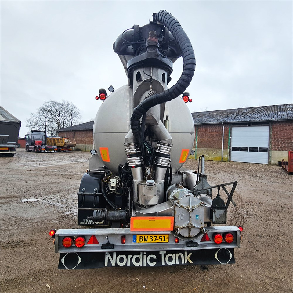 Nordic Tank Ste40-1css - Tank semi-trailer: picture 4 Nordic Tank Ste40-1css - Tank semi-trailer: picture 4