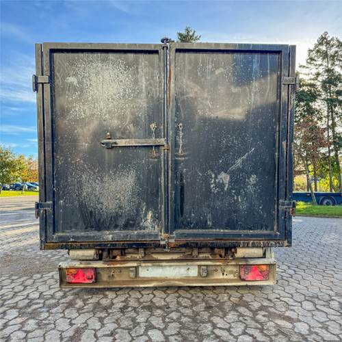 PHV ECE-R13 - Car trailer: picture 5 PHV ECE-R13 - Car trailer: picture 5