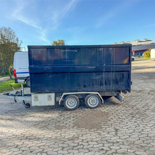 PHV ECE-R13 - Car trailer: picture 1 PHV ECE-R13 - Car trailer: picture 1