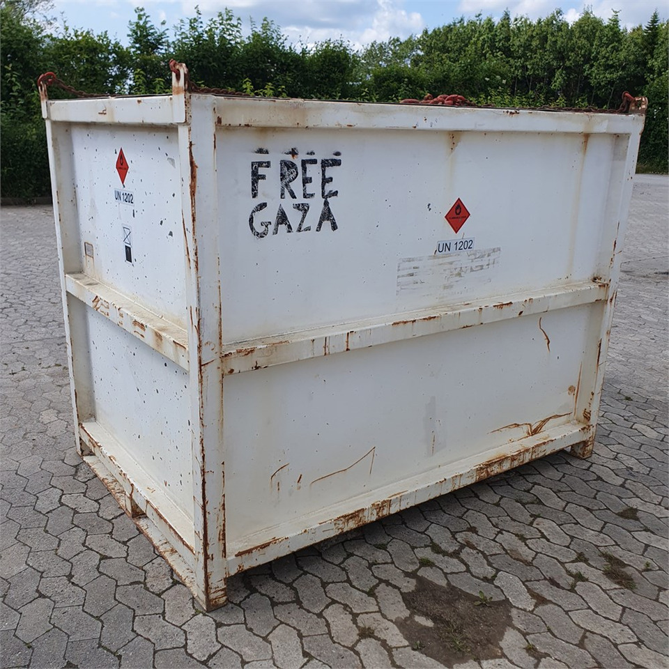 Roug A/S 2000 liter - Storage tank: picture 5 Roug A/S 2000 liter - Storage tank: picture 5