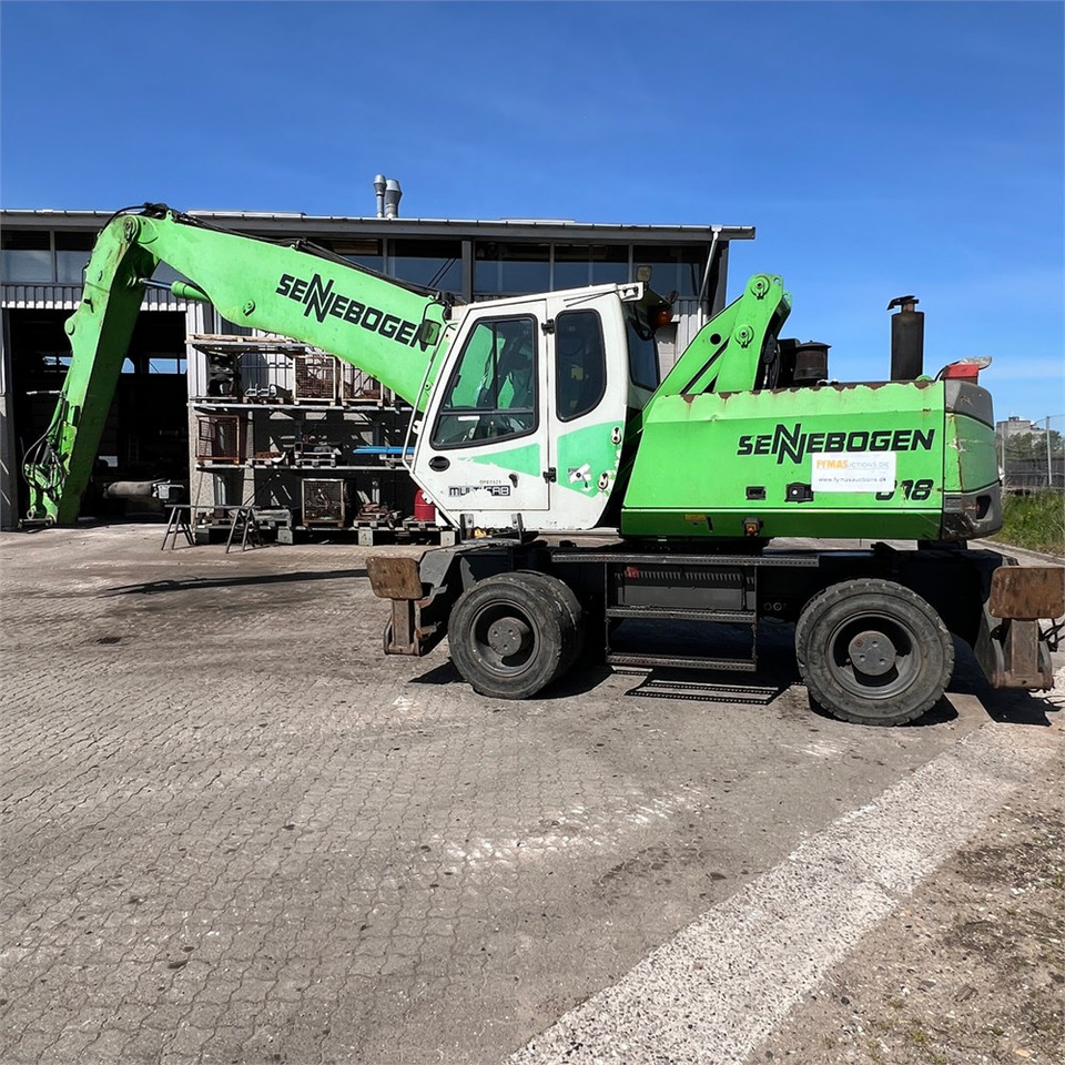 Sennebogen 818 M - Waste/ Industry handler: picture 2 Sennebogen 818 M - Waste/ Industry handler: picture 2